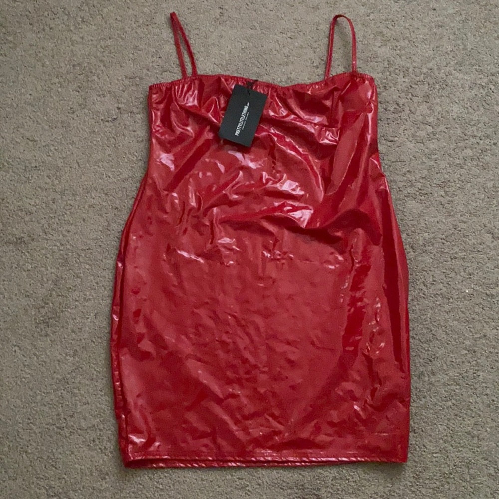 PRETTY LITTLE THING BODY CON MINI